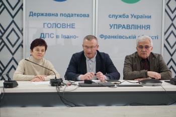 8,5 мільярда гривень до бюджету та нові сервіси для платників: на засіданні Громадської ради підбили підсумки роботи податкової служби Івано-Франківщини за квартал