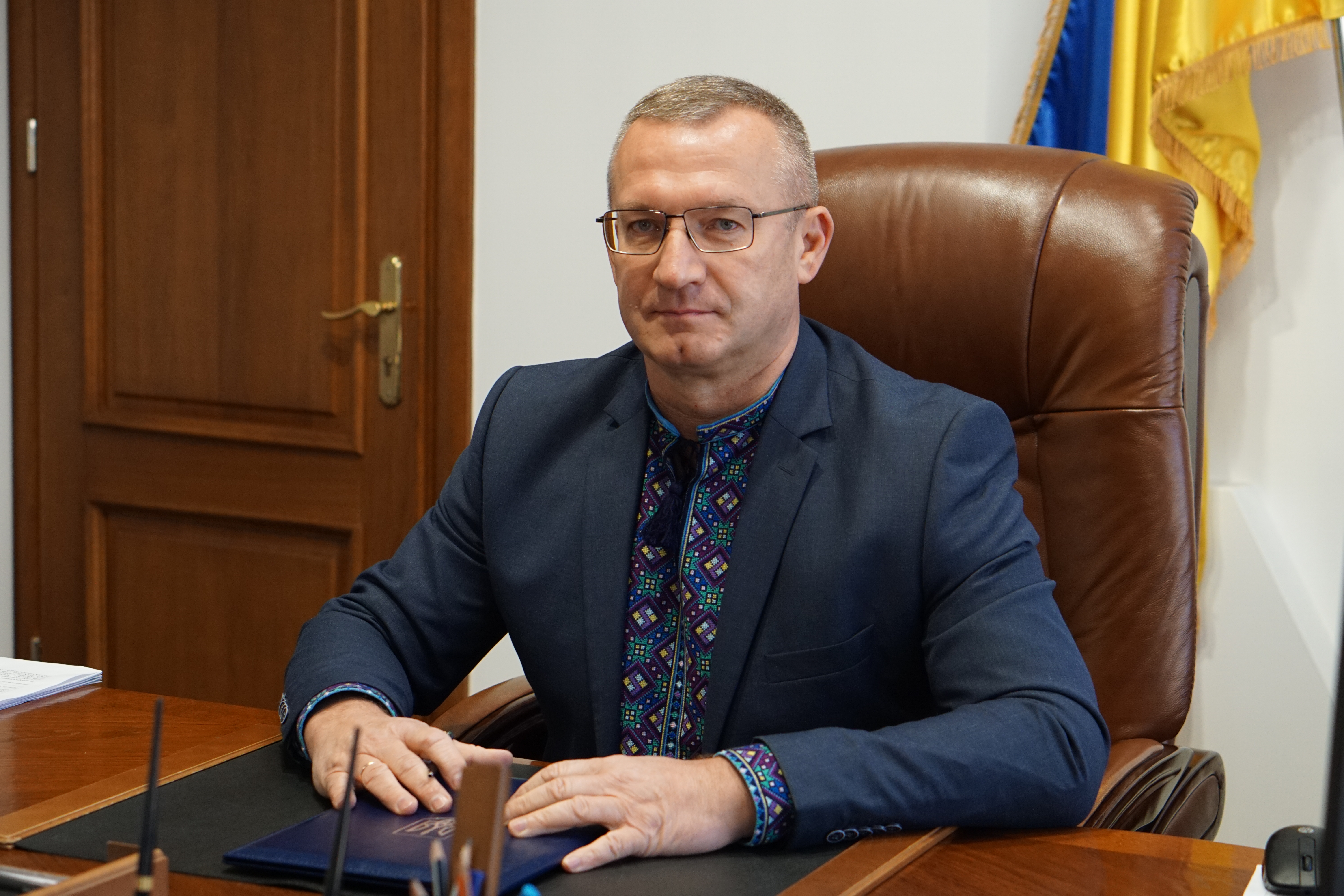 Привітання начальника ГУ ДПС в Івано-Франківській області Віктора Яцишина з Днем Захисників і Захисниць України