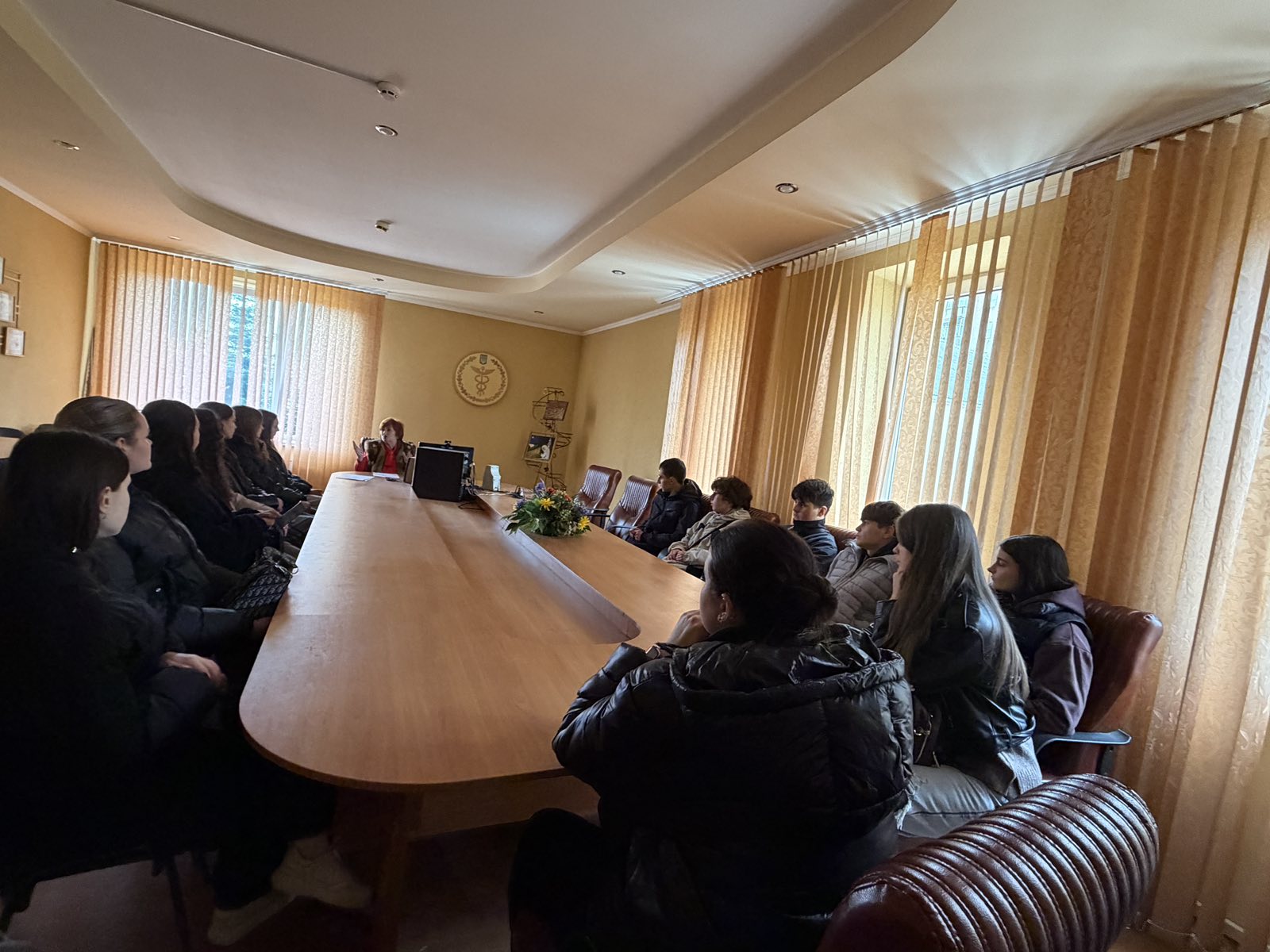Податкова грамотність на практиці: у Коломиї студенти поспілкувалися з податківцями